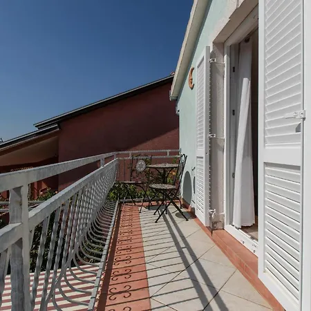 Cozy In With Kitchen ماسلينتسا