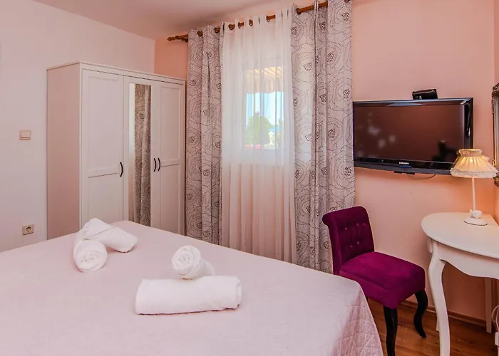 Дом отдыха Cozy In With Kitchen